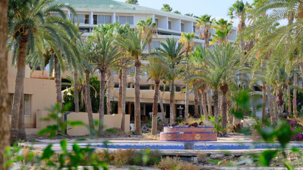 Stella Canaris Fuerteventura Hauptgebäude mit Pool