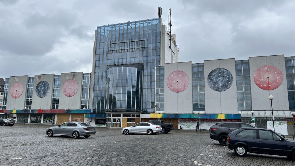 Verlassenes Möbelhaus Finke