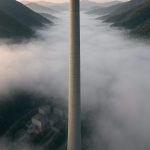 Der höchste Schornstein Europas im verlassenen Kraftwerk Trbovlje in Slowenien
