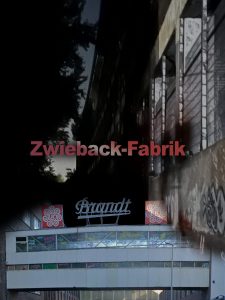 Vergitterte Fenster und Logo in der verlassenen Brandt-Zwieback Fabrik in Hagen