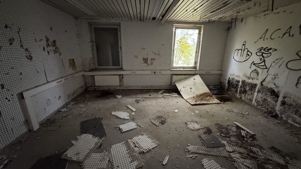 Graffiti und Vandalismus im Lost Place Oberschleißheim