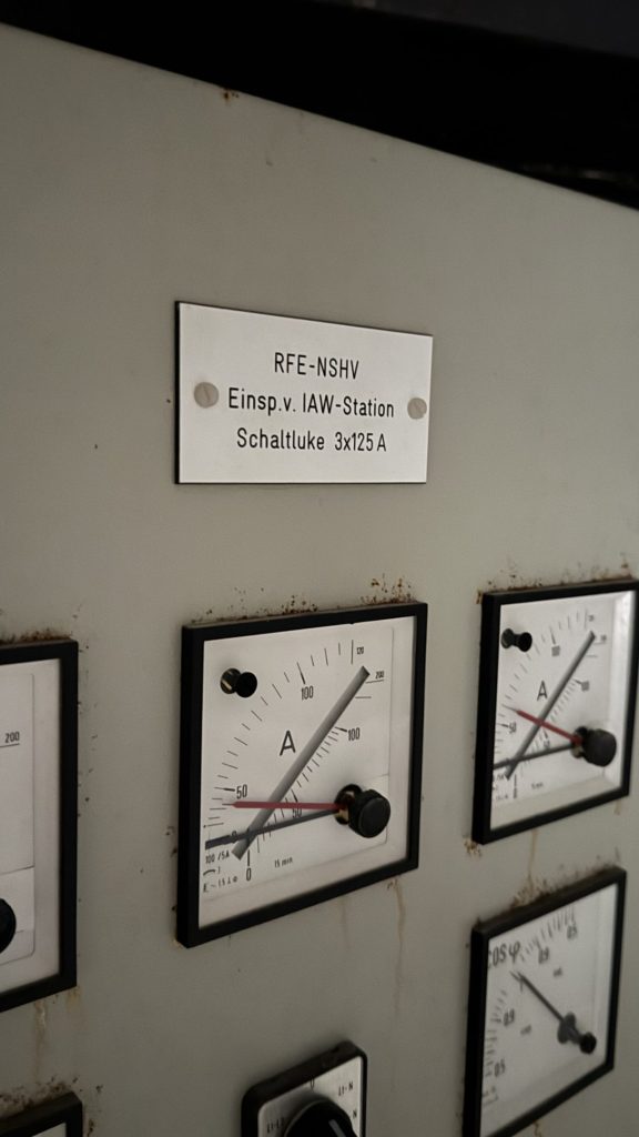 Stromzähler im Lost Place